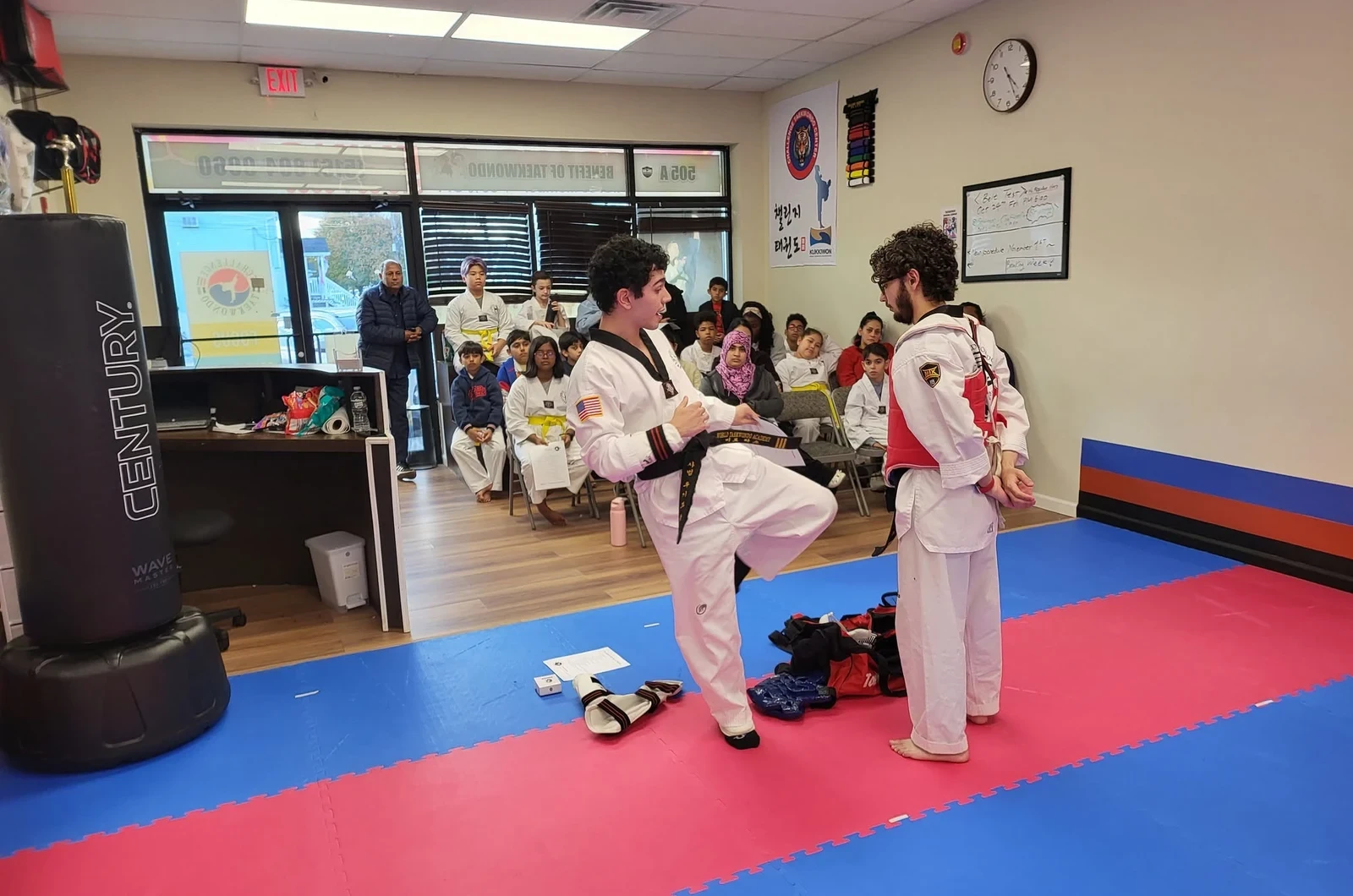 Taekwondo coaching at Challenge TaeKwonDo